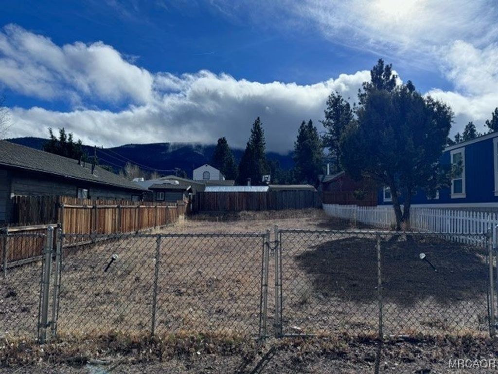 Photo of 2092 Cedar Lane, Big Bear City, CA 92314 (MLS # 32502798)