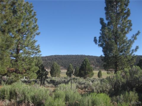 Photo of 2805 Cedar Lane, Big Bear City, CA 92314 (MLS # 32501627)