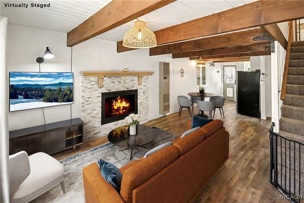 Photo of 683 Orange Avenue, Sugarloaf, CA 92386 (MLS # 32502396)
