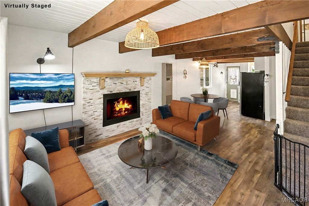 Photo of 683 Orange Avenue, Sugarloaf, CA 92386 (MLS # 32502396)