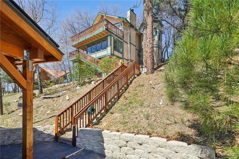 Photo of 1179 Ridge Road, Fawnskin, CA 92333 (MLS # 32601905)
