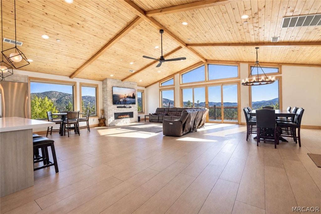 Photo of 405 Glenwood Drive, Big Bear City, CA 92315 (MLS # 32602192)
