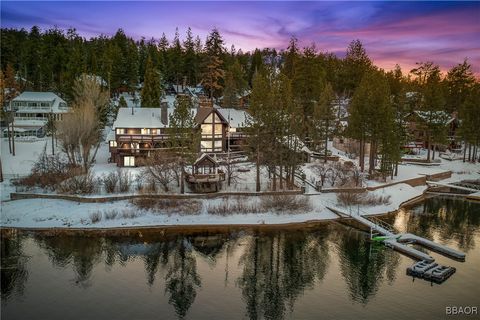 Photo of 791 Cove Drive, Big Bear Lake, CA 92315 (MLS # 32500548)