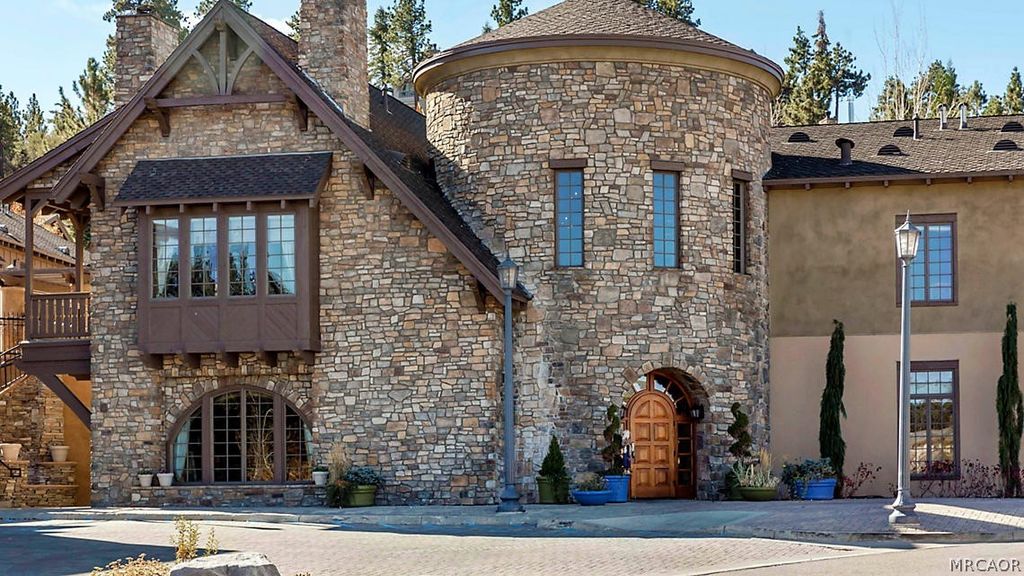 Photo of 40671 Village Drive #15B, Big Bear Lake, CA 92315 (MLS # 32600676)