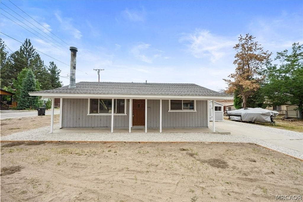 Photo of 1101 W Country Club Boulevard, Big Bear City, CA 92314 (MLS # 32602200)