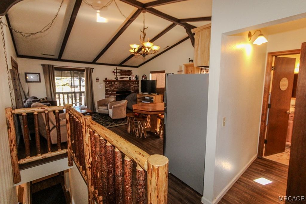 Photo of 664 Knight Avenue, Big Bear Lake, CA 92315 (MLS # 32502616)