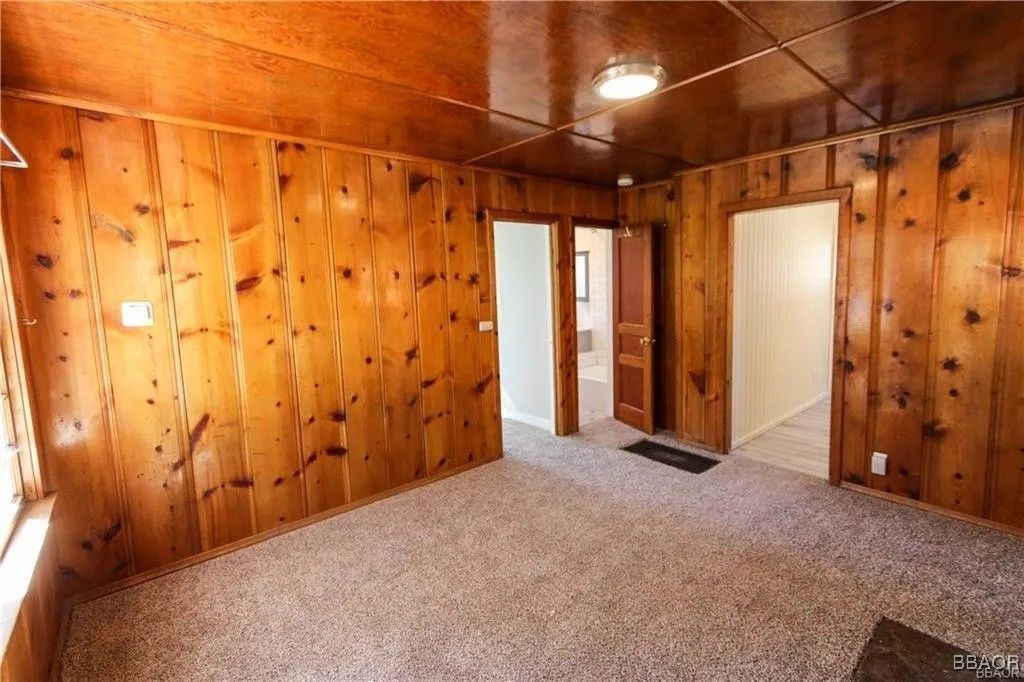Photo of 40074 Big Bear Boulevard, Big Bear Lake, CA 92315 (MLS # 32501787)