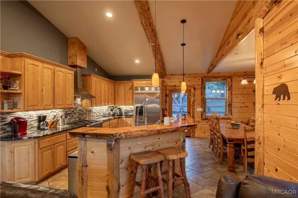 Photo of 43451 Sheephorn Road, Big Bear Lake, CA 92315 (MLS # 32502422)