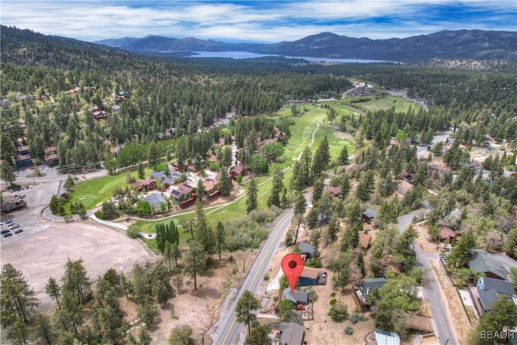 Photo of 43230 Moonridge Road, Big Bear Lake, CA 92315 (MLS # 32501368)