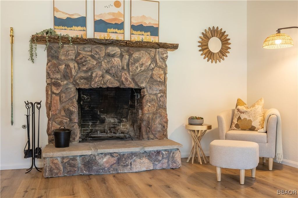 Photo of 2395 Hunsaker Drive, Running Springs, CA 92382 (MLS # 32501926)