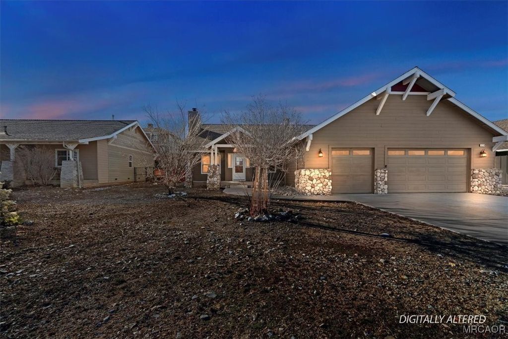Photo of 329 Pine Lane, Big Bear City, CA 92314 (MLS # 32600089)