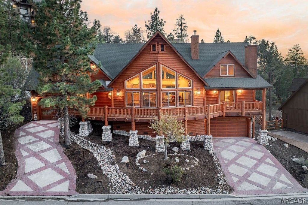 Photo of 42333 Eagle Ridge Drive, Big Bear Lake, CA 92315 (MLS # 32600837)