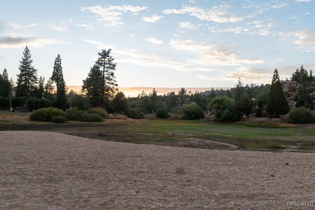 Photo of 10 Sierra View Drive, Arrowbear, CA 92382 (MLS # 32502199)