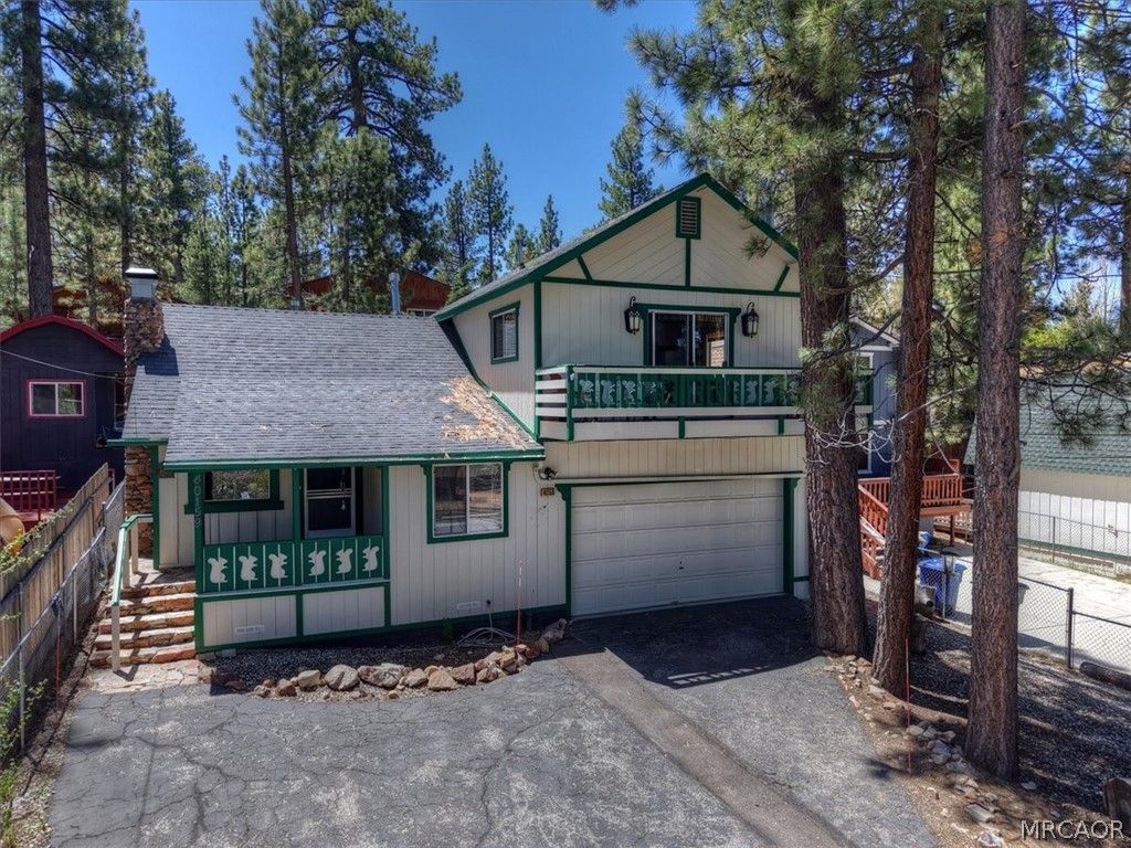 Photo of 40159 Esterly Lane, Big Bear Lake, CA 92315 (MLS # 32600951)