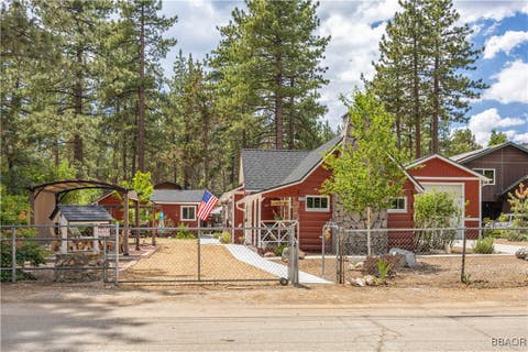 Featured picture for the property 32500491