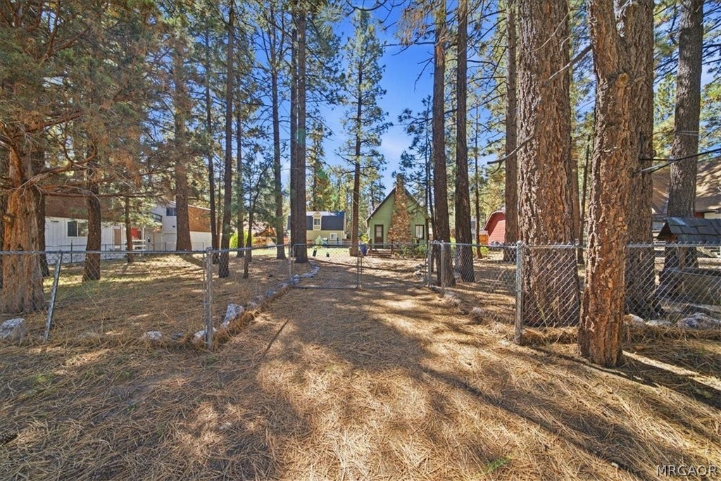 Photo of 830 E Mountain View Boulevard, Big Bear City, CA 92314 (MLS # 32602193)