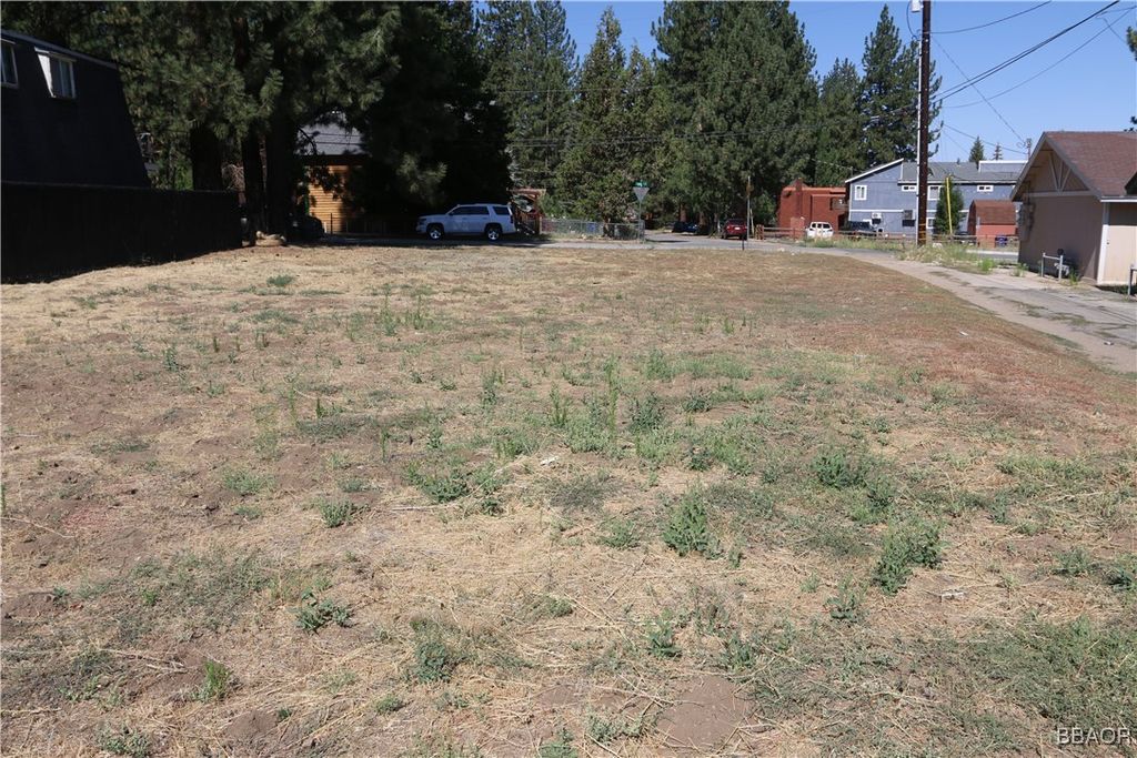 Photo of Lot 15 Birch Street, Big Bear Lake, CA 92315 (MLS # 32502050)