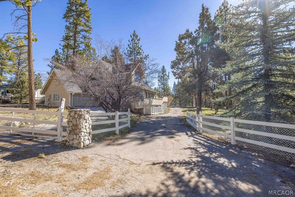 Photo of 626 McAlister Road, Big Bear City, CA 92314 (MLS # 32600778)
