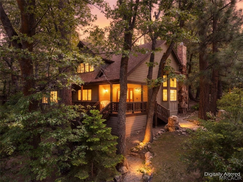Photo of 813 Knight Avenue, Big Bear Lake, CA 92315 (MLS # 32601328)