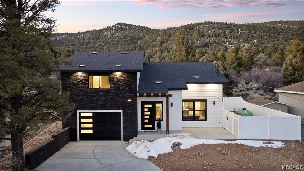 Photo of 47145 Skyview Drive, Big Bear City, CA 92314 (MLS # 32601231)