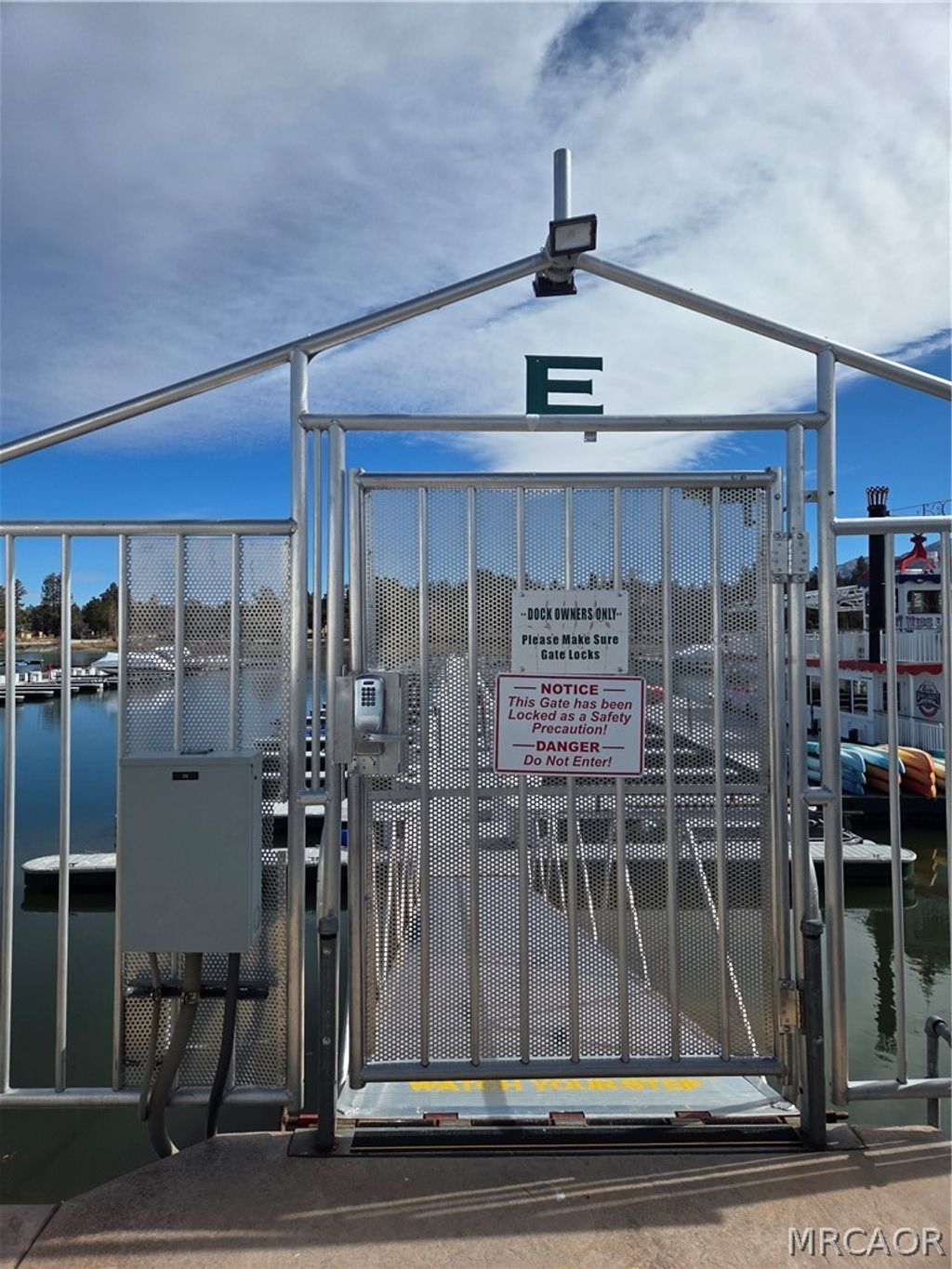 Photo of 400 Pine Knot Boulevard #E-26, Big Bear Lake, CA 92315 (MLS # 32600324)