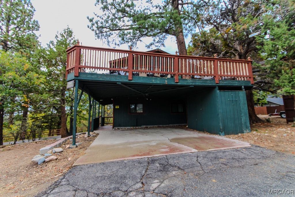 Photo of 765 Villa Grove Avenue, Big Bear City, CA 92314 (MLS # 32502453)