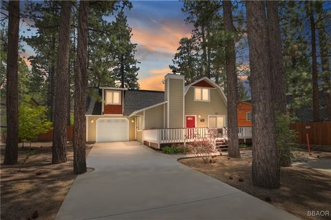 Photo of 381 Santa Clara Boulevard, Big Bear City, CA 92314 (MLS # 32501437)