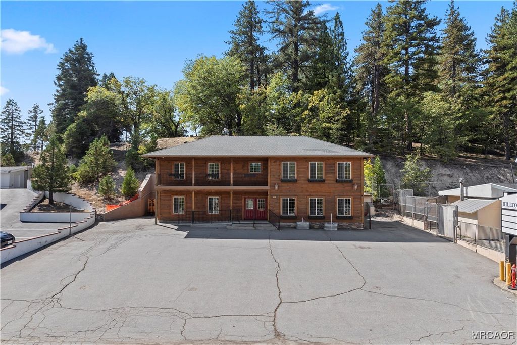 Photo of 31961 Hilltop Boulevard, Running Springs, CA 92382 (MLS # 32502400)