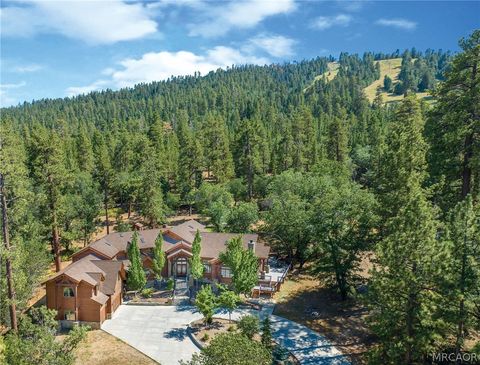 Photo of 42143 Switzerland Drive, Big Bear Lake, CA 92315 (MLS # 32600449)