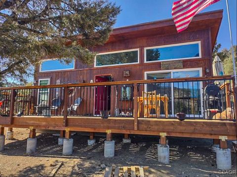 Photo of 550 Eagle Ridge Lane, Big Bear City, CA 92314 (MLS # 32502068)