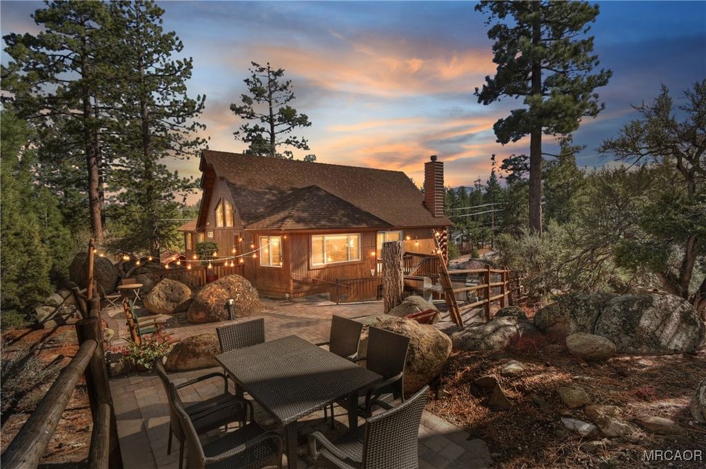 Photo of 340 Stoney Creek Road, Big Bear Lake, CA 92315 (MLS # 32502689)