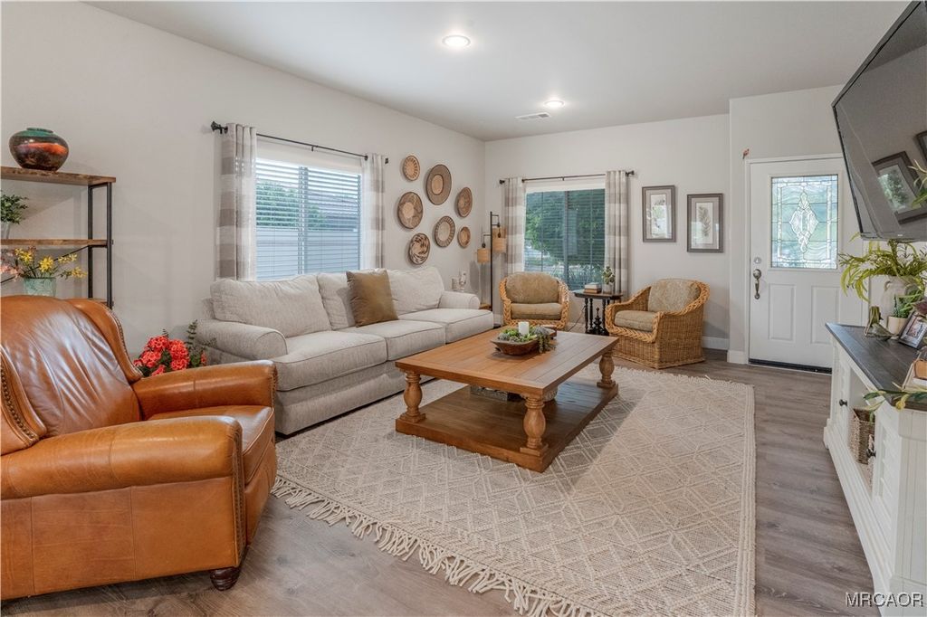 Photo of 64279 EAGLE MOUNTAIN Avenue, Desert Hot Springs, CA 92240 (MLS # 32502486)