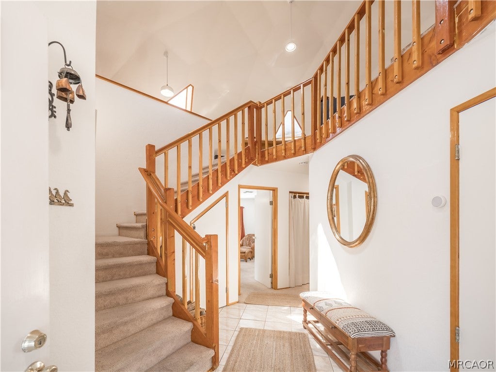 Photo of 41753 Tanager Drive, Big Bear Lake, CA 92315 (MLS # 32601963)