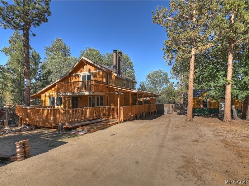Photo of 581 Highland Lane, Sugarloaf, CA 92386 (MLS # 32600034)