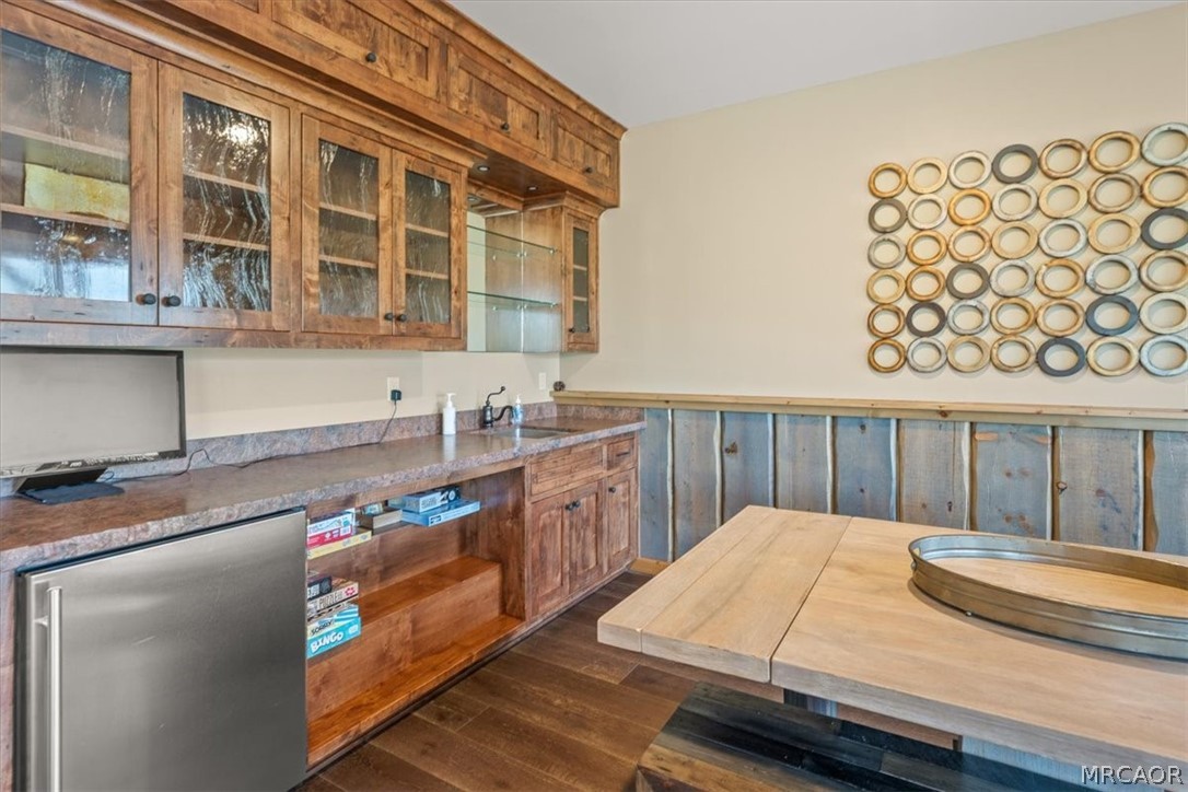 Big Bear Lake, California, 92315, United States, 4 Bedrooms Bedrooms, ,4 BathroomsBathrooms,Residential,Active,2034017
