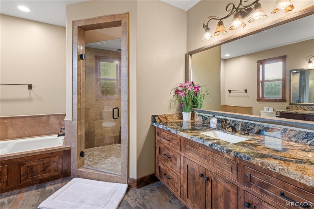 Big Bear Lake, California, 92315, United States, 4 Bedrooms Bedrooms, ,4 BathroomsBathrooms,Residential,Active,2034017