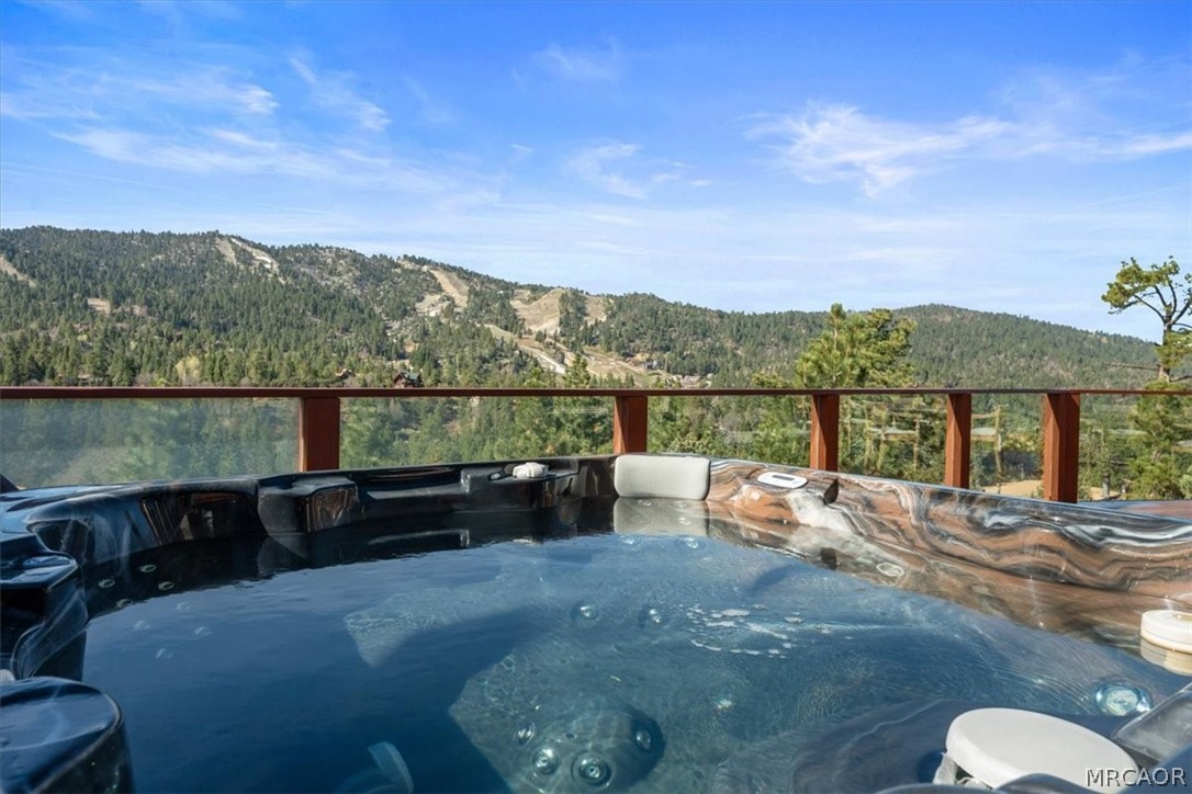 Big Bear Lake, California, 92315, United States, 4 Bedrooms Bedrooms, ,4 BathroomsBathrooms,Residential,Active,2034017