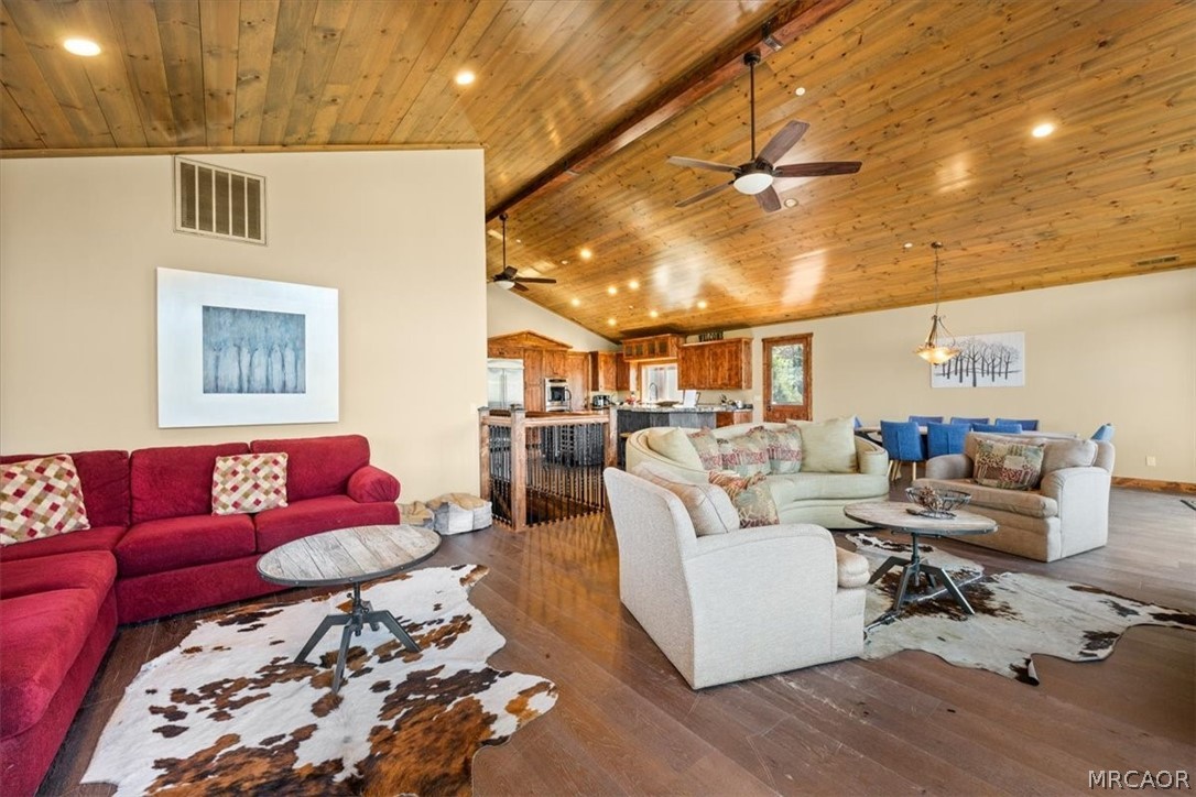 Big Bear Lake, California, 92315, United States, 4 Bedrooms Bedrooms, ,4 BathroomsBathrooms,Residential,Active,2034017