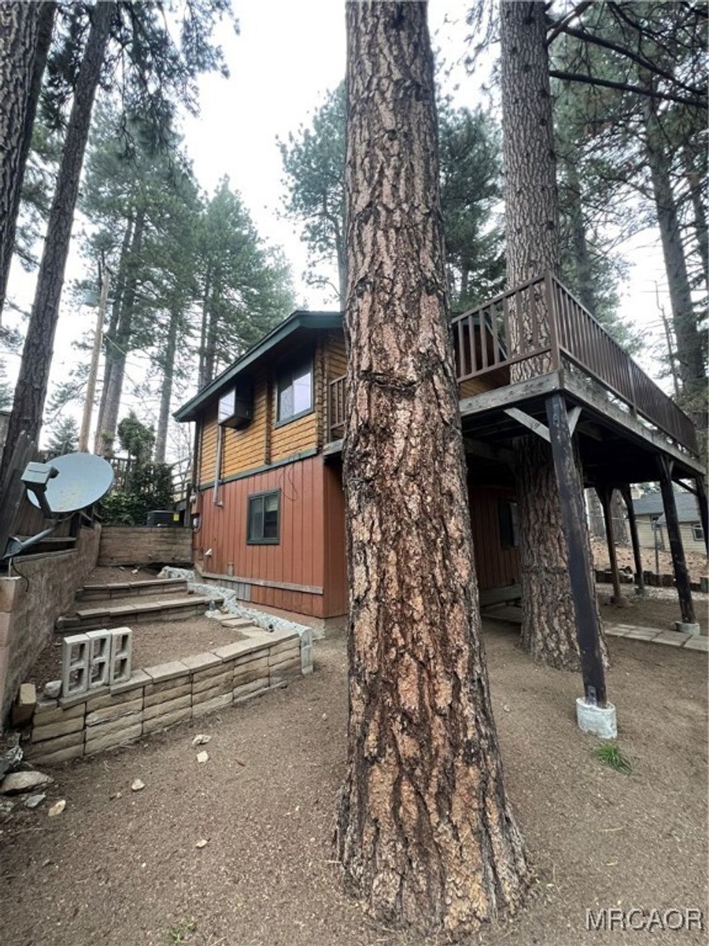 Photo of 2405 Whispering Pines Drive, Running Springs, CA 92382 (MLS # 32502362)