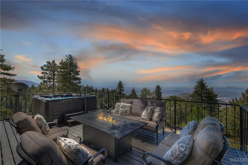 Photo of 30461 Live Oak Drive, Crestline, CA 92382 (MLS # 32502137)
