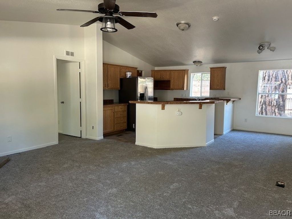 Photo of 443 Holmes Lane, Sugarloaf, CA 92386 (MLS # 32501143)
