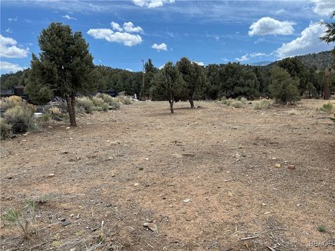 Photo of 0 Arastre Road, Big Bear City, CA 92314 (MLS # 32500989)