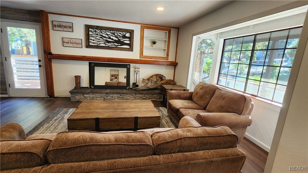 Photo of 404 San Martin Drive, Big Bear City, CA 92314 (MLS # 32502053)