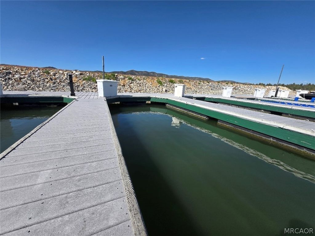 Photo of 400 Pine Knot Boulevard #A-19, Big Bear Lake, CA 92315 (MLS # 32600974)