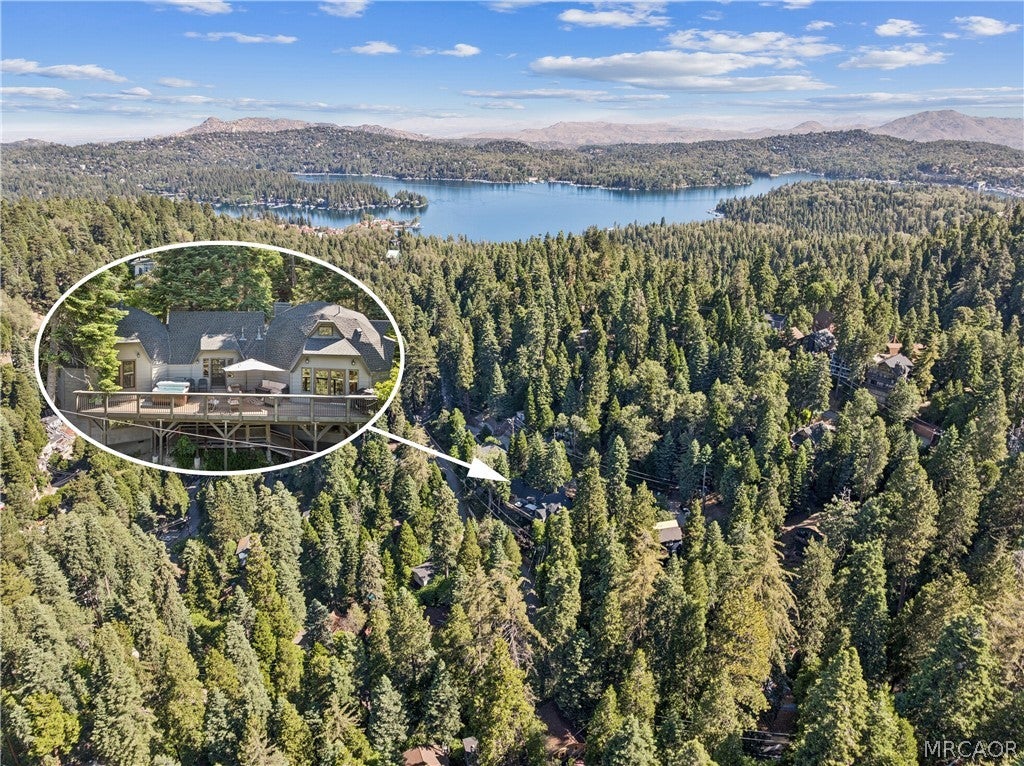 Photo of 781 Lake Drive, Lake Arrowhead, CA 92352 (MLS # 32601366)