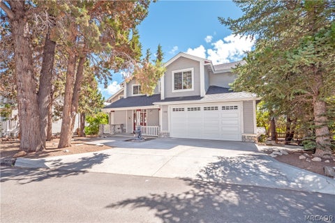 Photo of 42419 Bear loop LOOP, Big Bear City, CA 92314 (MLS # 32601865)