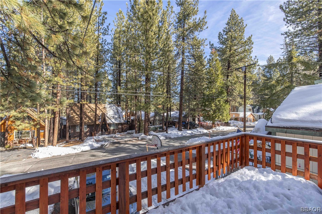 42675 La Placida Avenue

                                                                             Big Bear Lake                                

                                    , CA - $489,999