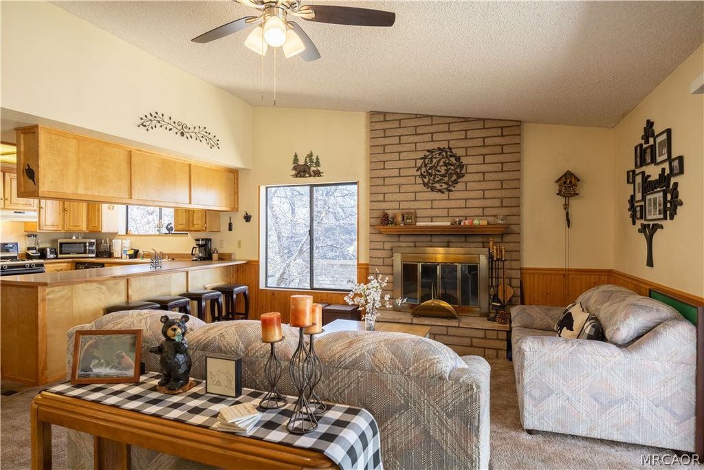 Photo of 793 Orange Avenue, Sugarloaf, CA 92386 (MLS # 32600879)