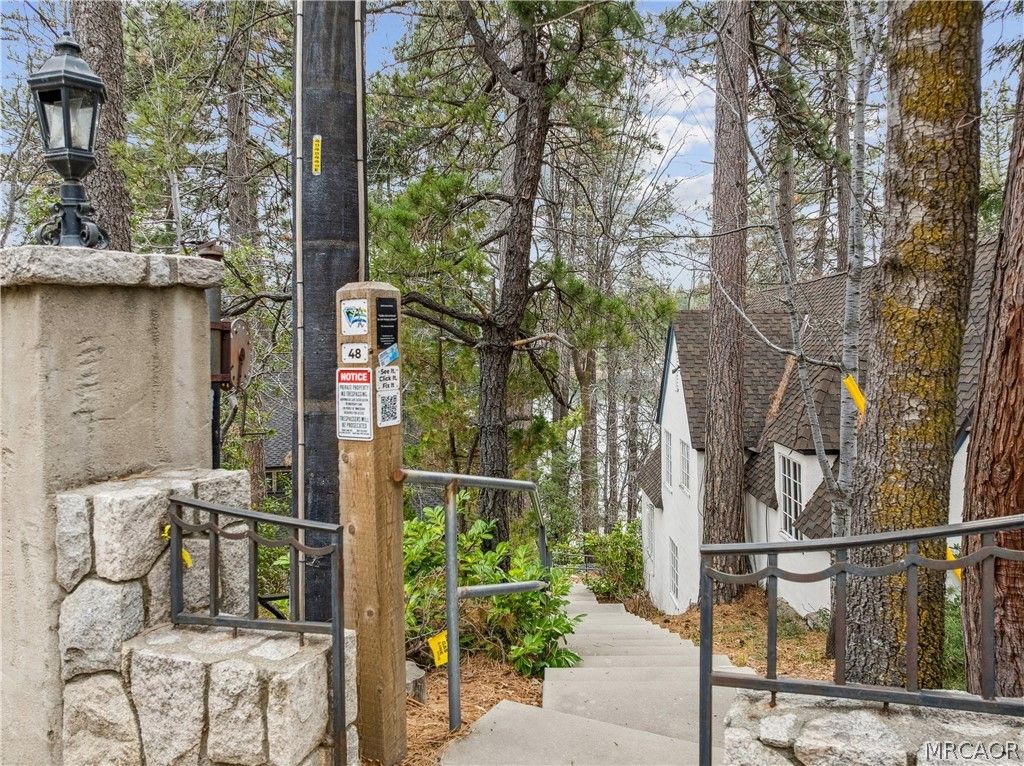 Photo of 0 N439 #B, Lake Arrowhead, CA 92352 (MLS # 32600280)