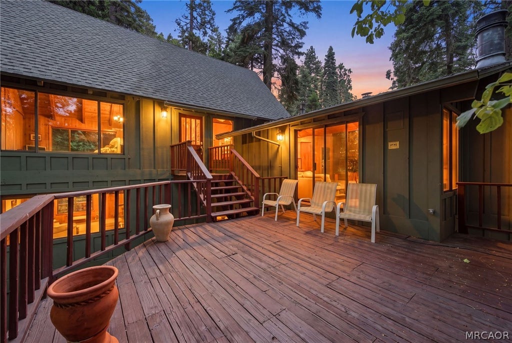 Photo of 745 Kuffel Canyon Road, Lake Arrowhead, CA 92352 (MLS # 32601953)